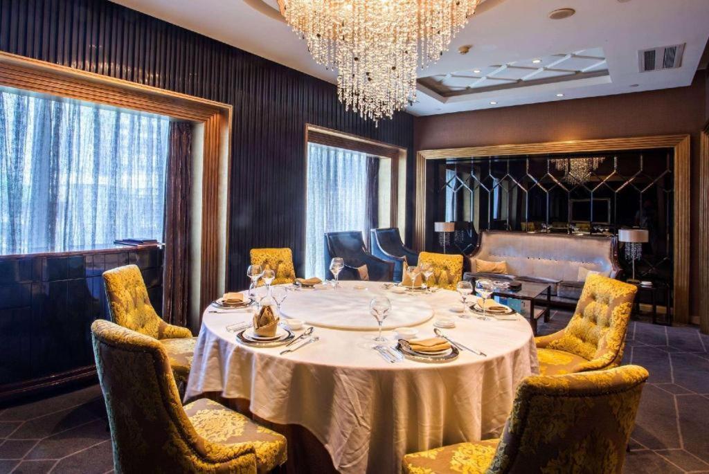 Wyndham Grand Plaza Royale Furongguo Changsha Bagian luar foto